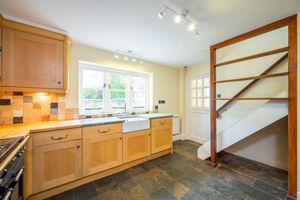 Kitchen- click for photo gallery